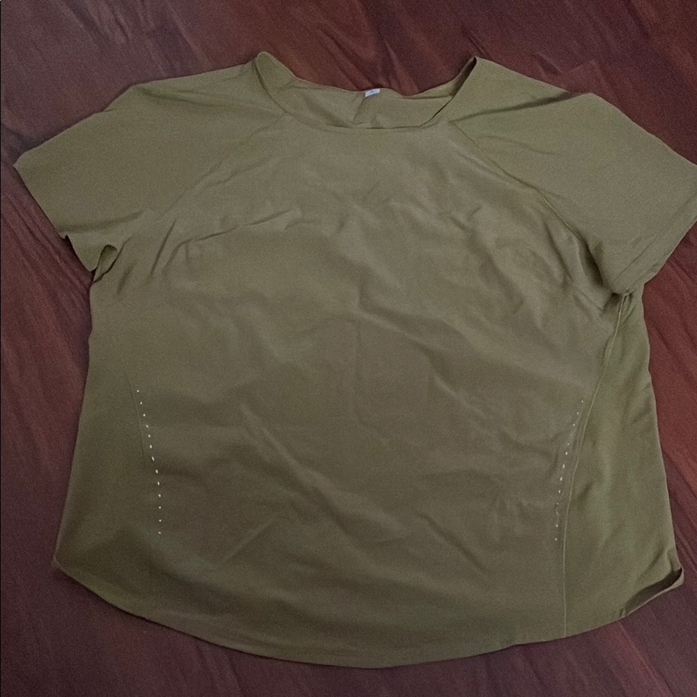 Lululemon Green Short Sleeve Crew Neck Tee Casual Style XL